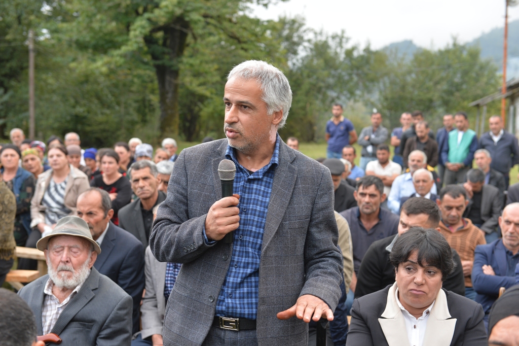 Bu kəndlərin sakinləri Taleh Qaraşovun səyyar görüşündən razı qaldılar - FOTOLAR