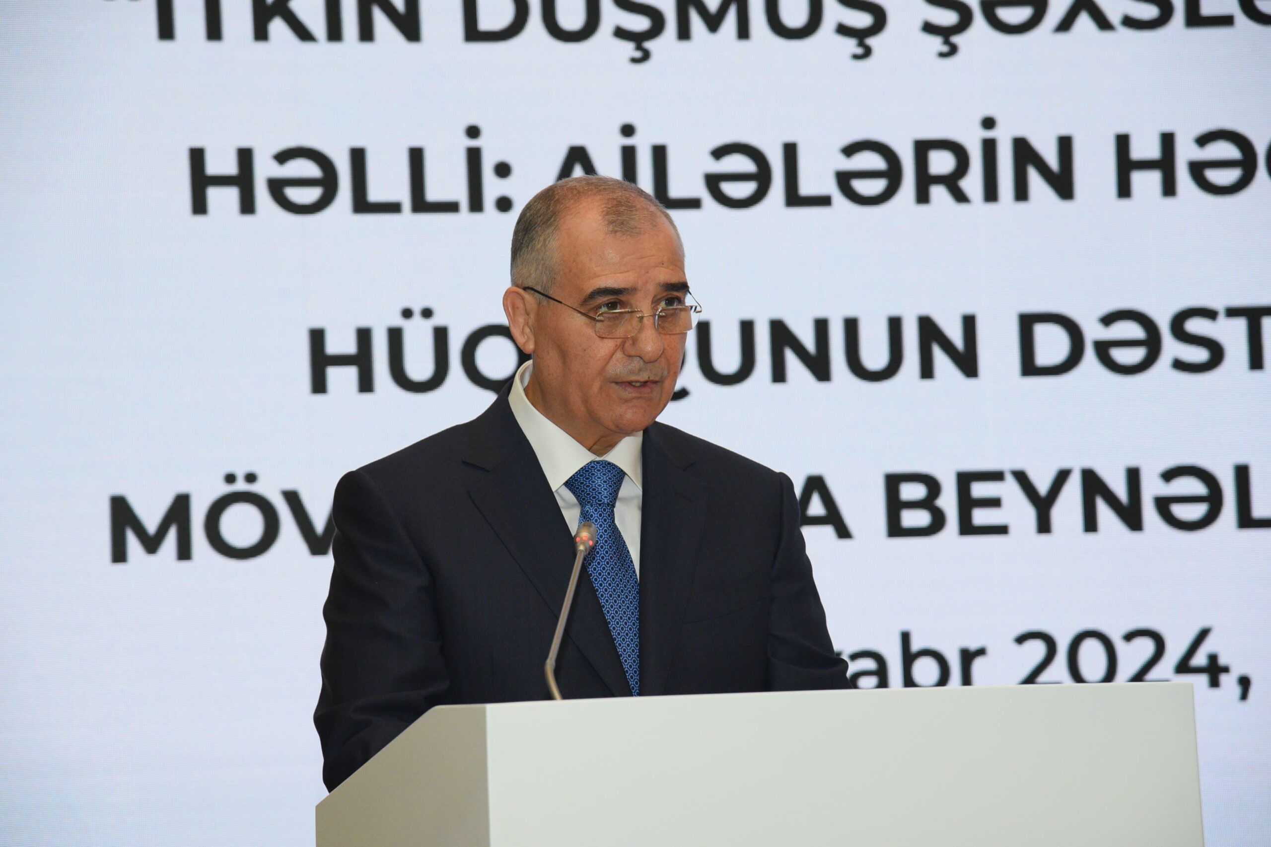 Bakıda konfrans keçirildi: bəyanat qəbul edildi - FOTOLAR 6 Bakıda konfrans keçirildi: bəyanat qəbul edildi - FOTOLAR