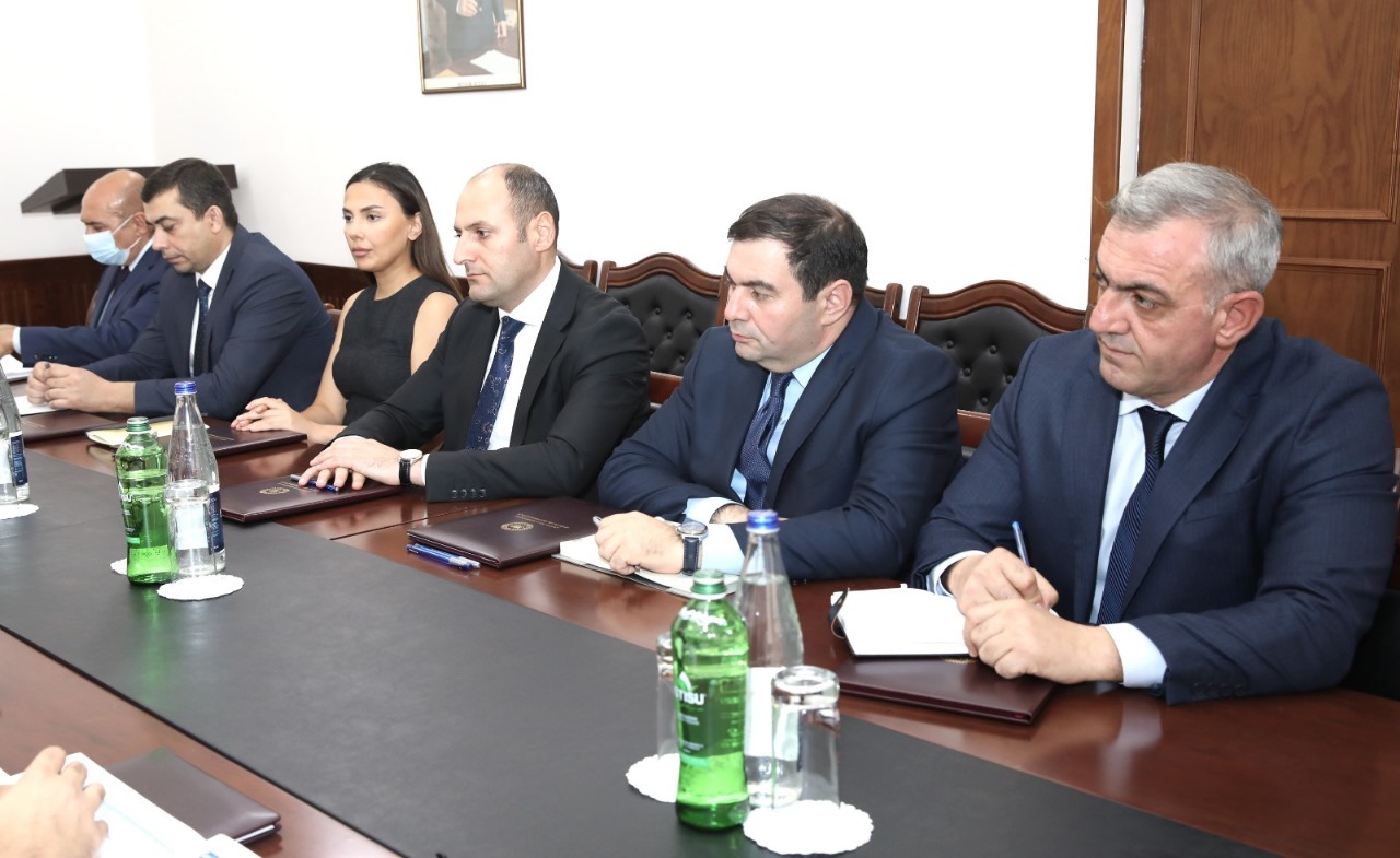 AHİK-də “YAŞAT” Fondunun rəhbərliyi ilə görüş oldu - FOTOLAR