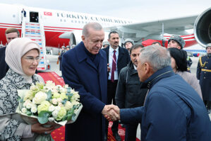 Ərdoğan və xanımı Kazanda - VİDEO