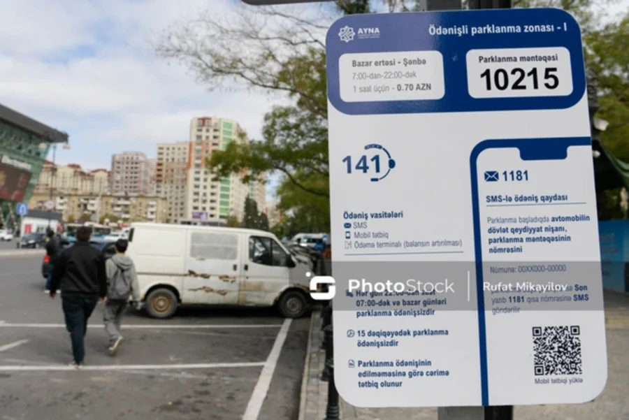 Bakıda 1 saatlıq parklamaya 2 saatın ödənişi alınır? - VİDEO