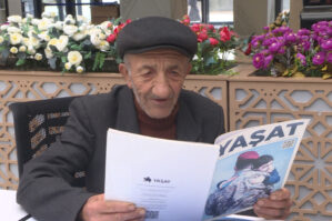 Hikmət baba “YAŞAT” Fonduna ianə etdi - FOTOLAR