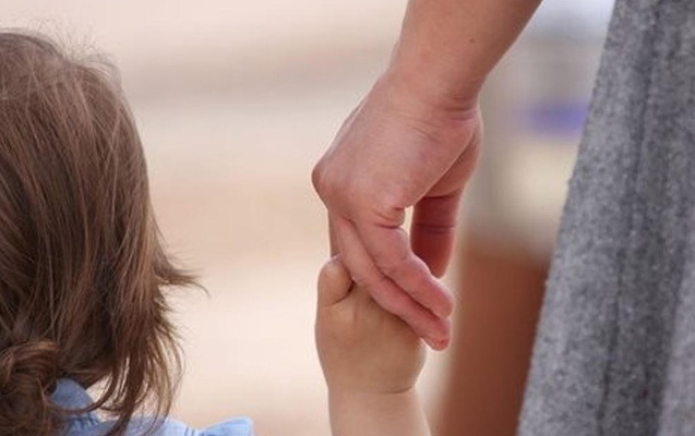 Qəbələdə qadın övladı ilə birgə itkin düşdü