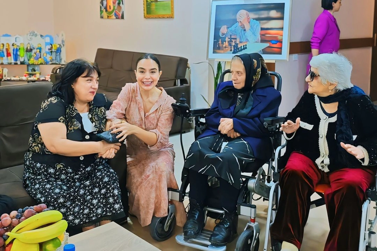 Leyla Əliyeva qocalar evini ziyarət etdi - FOTO
