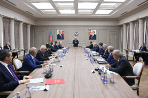 Nazirlər toplandı, tapşırıq verildi – Bakı “xilas” olacaqmı?