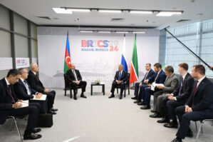 Prezident Rüstəm Minnixanovla görüşdü - FOTOLAR