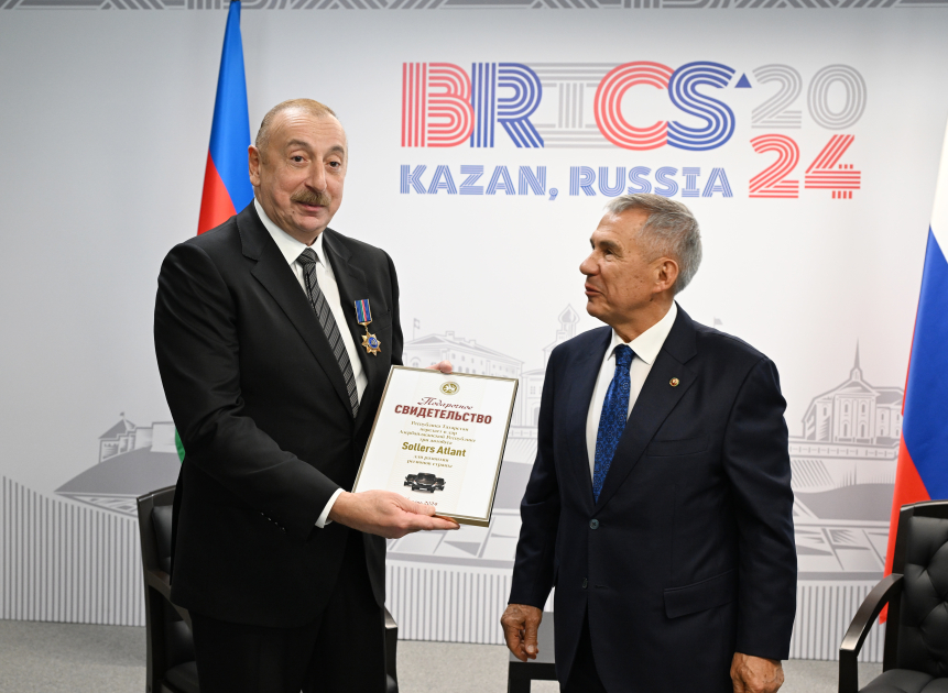 Prezident Rüstəm Minnixanovla görüşdü - FOTOLAR