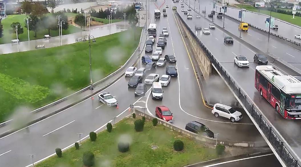 Bakıda bu yollara məhdudiyyət qoyuldu - FOTOLAR
