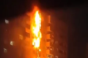 Xırdalanda yaşayış binasında güclü yanğın - VİDEO / TƏFƏRRÜAT