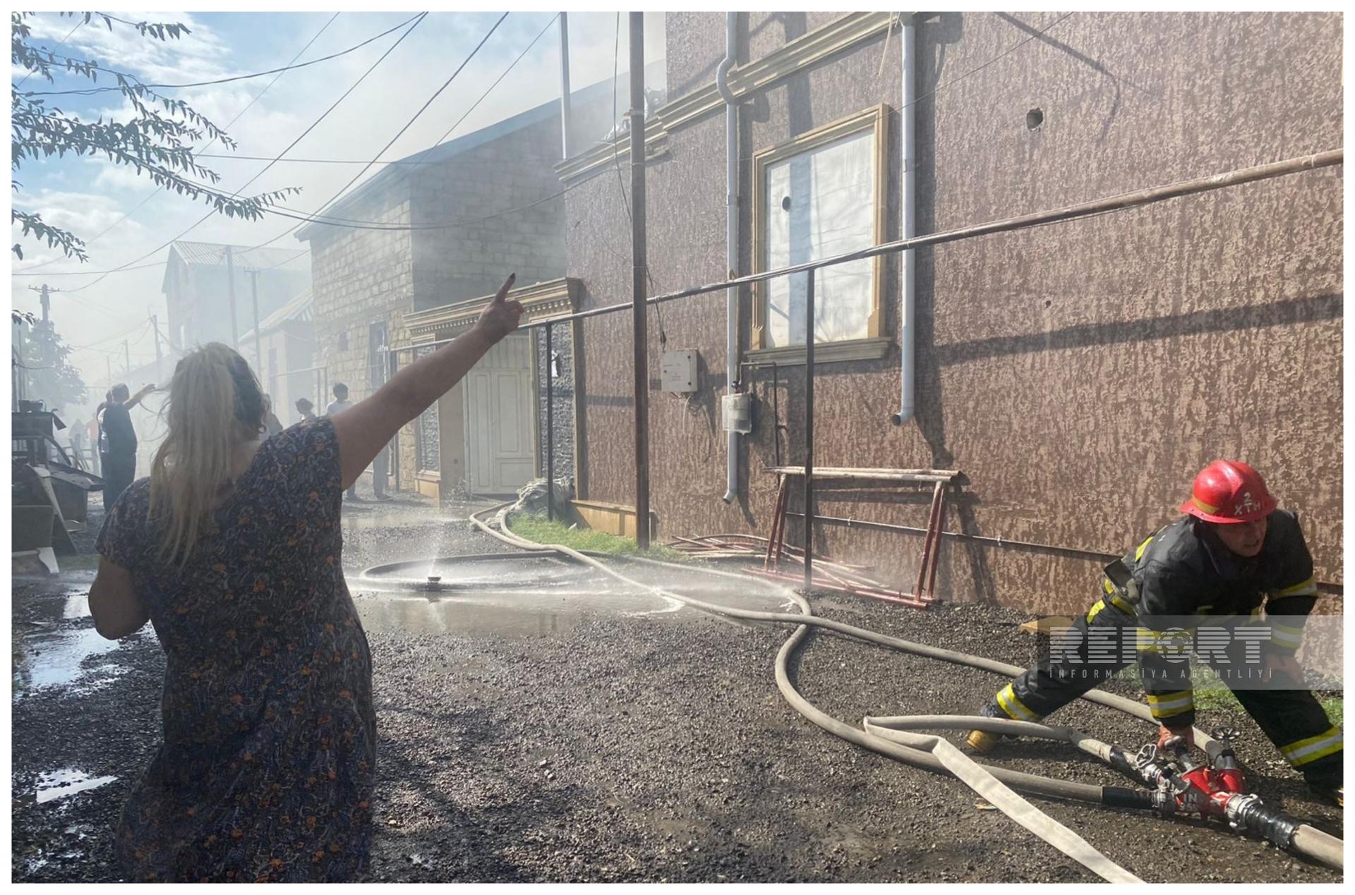 Binədəki yanğın söndürüldü - VİDEO