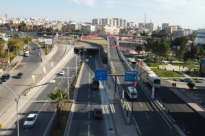 Türkiyədə güclü zəlzələ: 187 nəfər yaralandı