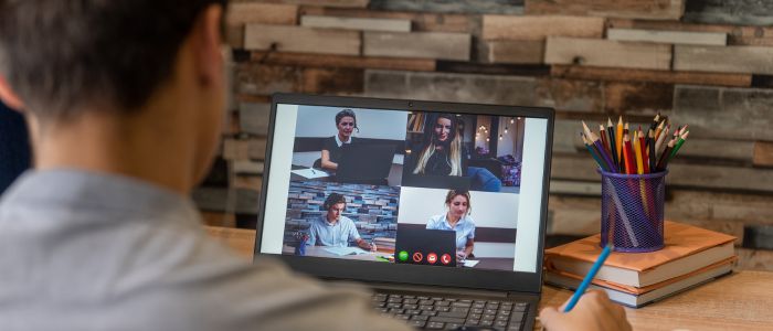 Azərbaycanda niyə distant təhsil qəbul edilmir?