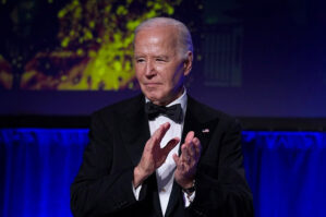 Özünü “Co Baydenin əri” adlandırdı - VİDEO