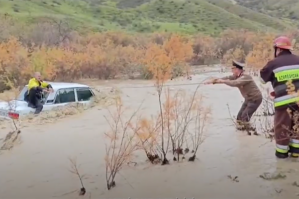 Çayda köməksiz vəziyyətdə qalan vətəndaş xilas edildi - VİDEO
