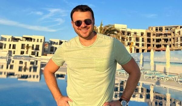 Emin Ağalarov lüks avtomobilini satışa çıxarır - VİDEO