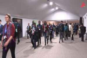 Bakıda hələ bu qədər müxtəlif geyim və simalar görülməyib - VİDEO