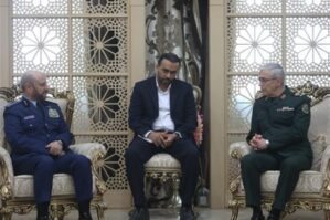 İran və Səudiyyə generalları Tehranda görüşdü - Nələr müzakirə olunub?