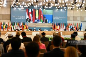 Dini liderlər Bakıda bəyannamə qəbul etdilər