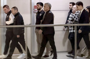 Məhkəməyə belə aparıldılar - VİDEO