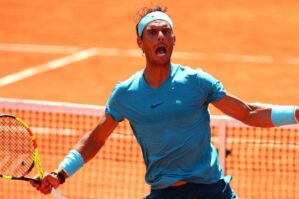 Daha bir əfsanə karyerasını başa vurdu