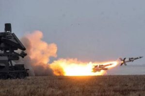 Ukrayna ordusu Sevastopola zərbələr endirir