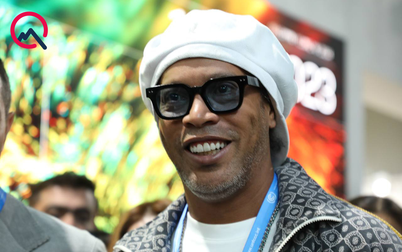 Ronaldinyo Bakı Olimpiya Stadionunda - VİDEO