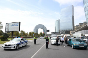Sabah saat 12:00-da sükut olacaq