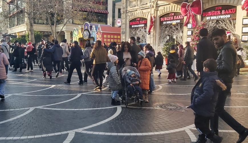 Yeni ildən nə gözləyirsiniz? - Bakıda sakinlərlə maraqlı sorğu