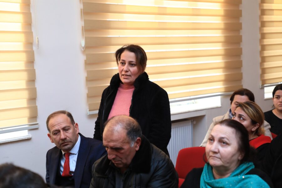 Niyazi Bayramov Gəncədə vətəndaşlarla görüşdü - FOTO 12 Niyazi Bayramov Gəncədə vətəndaşlarla görüşdü - FOTO