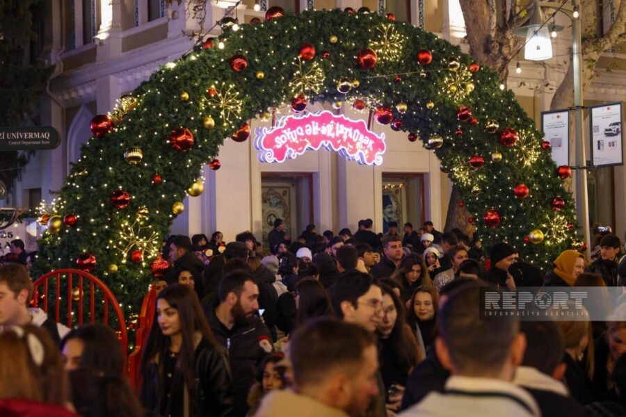 Bakı 2025-ci ili belə qarşılayır - FOTOLAR