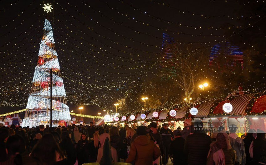 Bakı 2025-ci ili belə qarşılayır - FOTOLAR