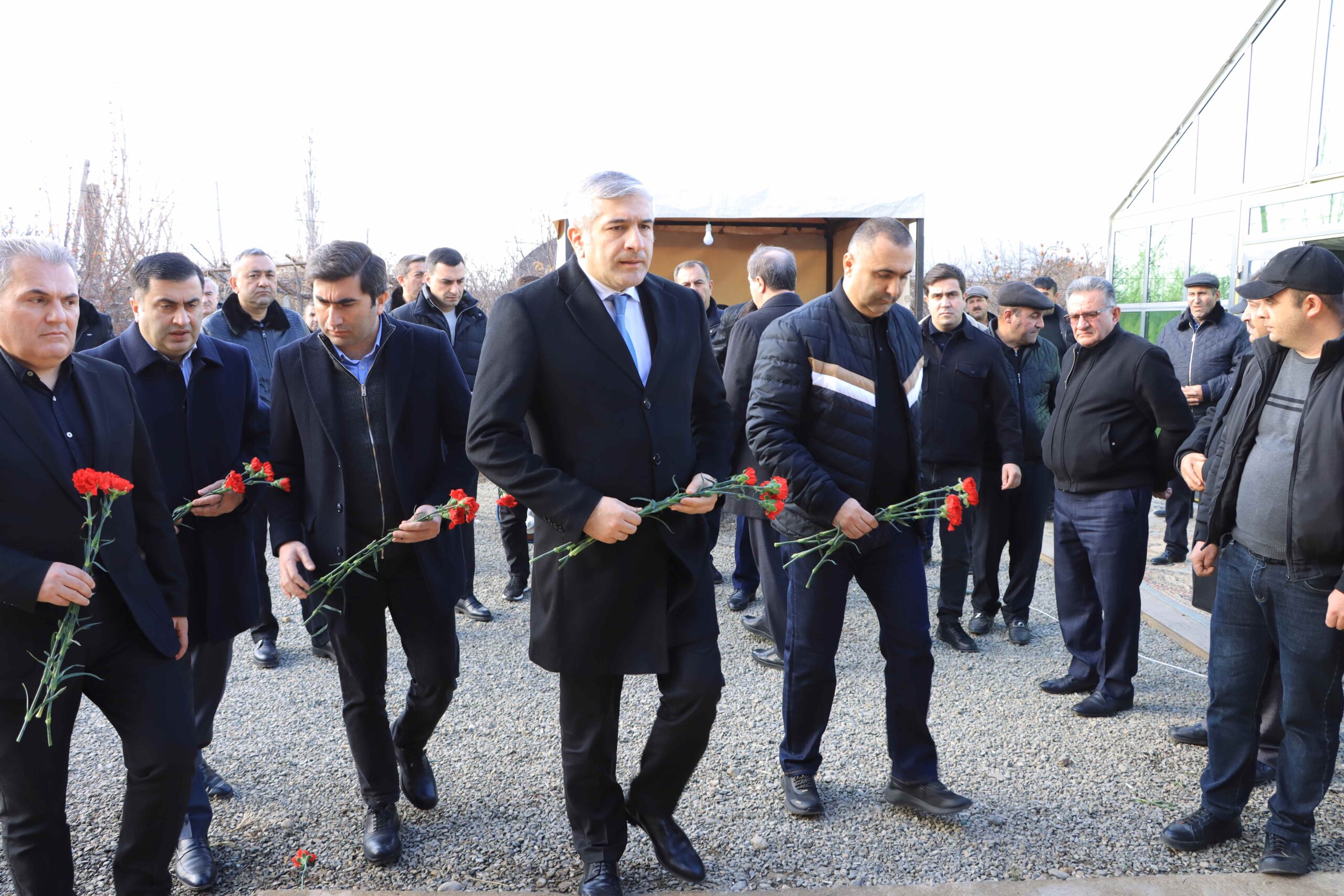 Niyazi Bayramov Hökumə Əliyevanın yas mərasimində - FOTOLAR