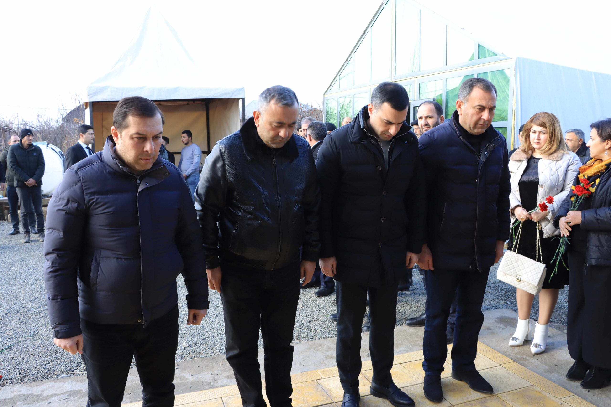 Niyazi Bayramov Hökumə Əliyevanın yas mərasimində - FOTOLAR