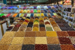 Açıq halda satılan çərəzlər: Yumadan yemək ciddi fəsadlar törədə bilər