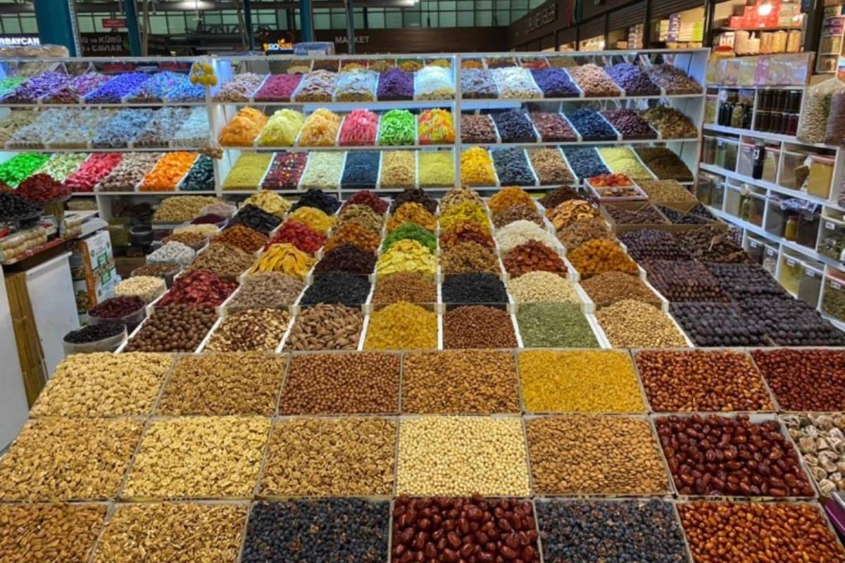 Açıq halda satılan çərəzlər: Yumadan yemək ciddi fəsadlar törədə bilər