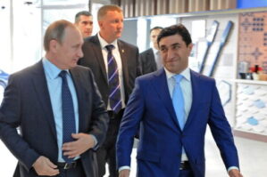 Gülünc iddia: Rusiya onu Bakı ilə “danışıqlara” göndərə bilər