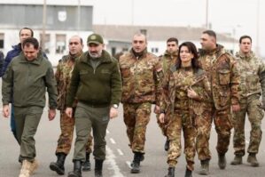 İrəvanın "gizli rəhbəri" hərəkətə keçdi: Paşinyan susdu, ermənilər təşvişdə