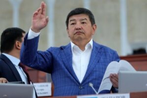 Qırğızıstanda baş nazir vəzifəsindən azad edildi