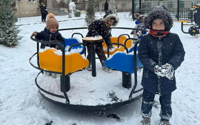 Cəbrayılda ilk qar sevinci... - FOTOLAR