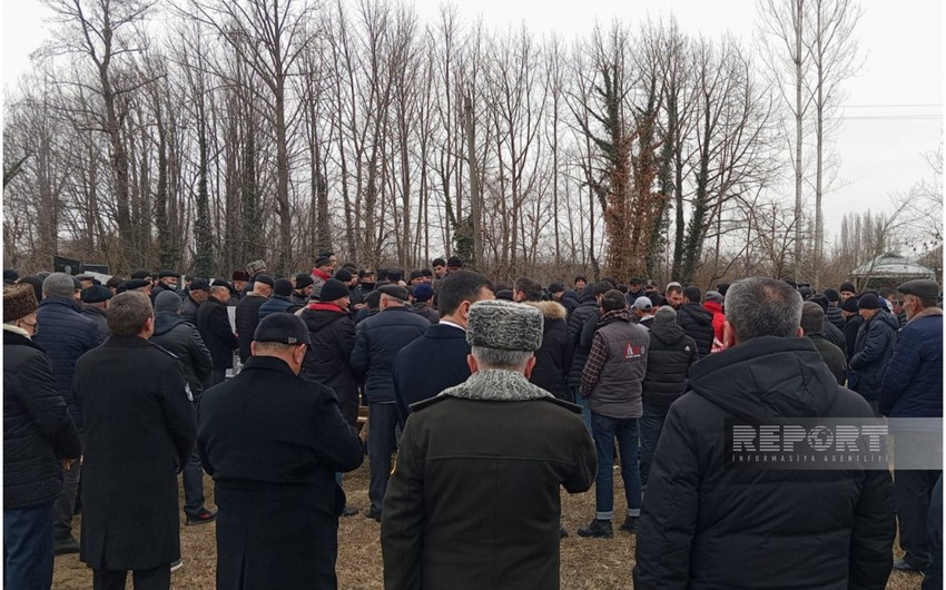 Təyyarə qəzasında həlak olanlar dəfn olunur