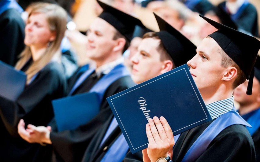 Doktoranturanı xaricdə oxumaq istəyənlərə şad xəbər