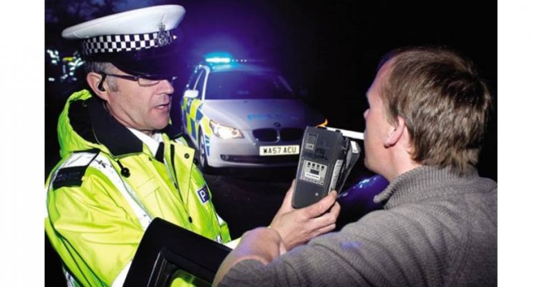 Promil cihazını yaradan alim içkili saxlanıldı - FOTO