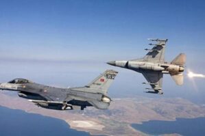 Türkiyə qırıcısı 11 terrorçunu məhv etdi - VİDEO