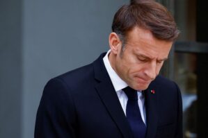 Makronun doğum günündə qalmaqal