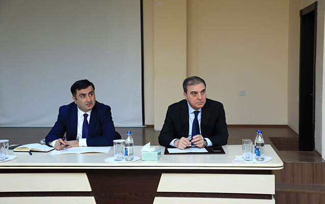 Niyazi Bayramov sakinlərin müraciətlərini dinlədi - FOTOLAR