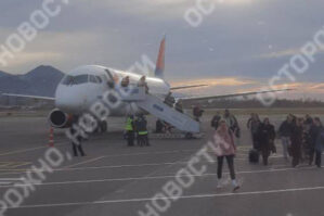 Batumidən Moskvaya uçmalı olan təyyarədə qorxulu anlar - VİDEO