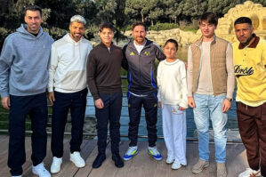 Prezidentin nəvələri Messi ilə bir arada - FOTO