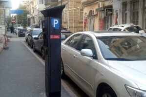 Sabah Bakıda parklanma ödənişsiz olacaq