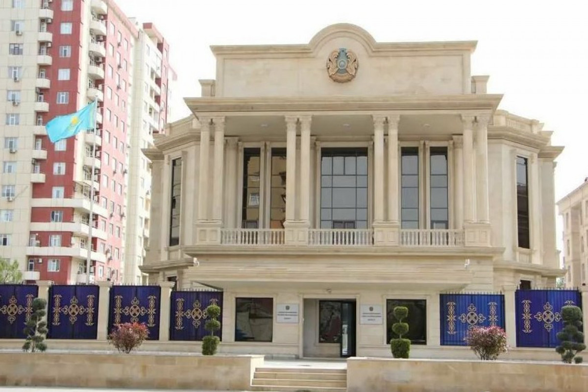 qazaxistan sefirliyi