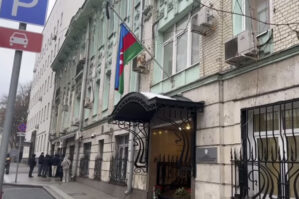 Xaricdəki səfirlik və konsulluqlarımızda bayraqlar endirildi - FOTOLAR